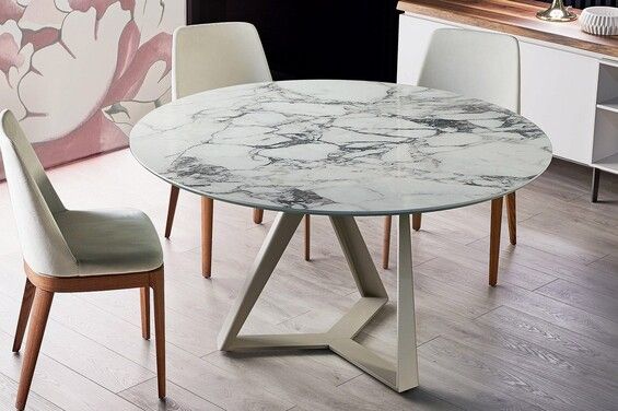 Tavolo rivestito con pellicole 3M DI-NOC effetto marmo
