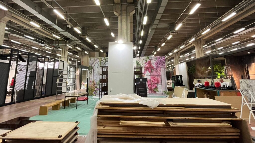 Stand Tosilab a Cersaie 2023 by Pico Design - prima